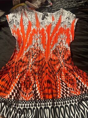 Milano Red, Black & White Pleated Short Sleeve Blouse